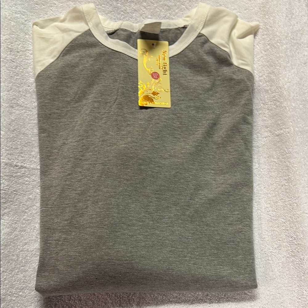 Adult Gray and White 3/4 sleeve baseball tee Shirt - xl - nwt